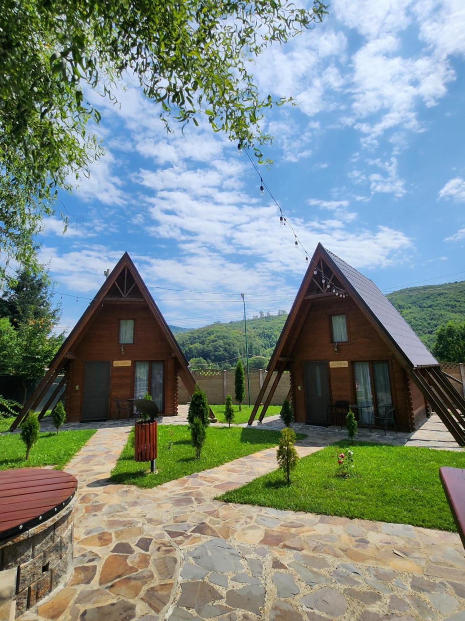 Green Property Dofteana 外观 照片