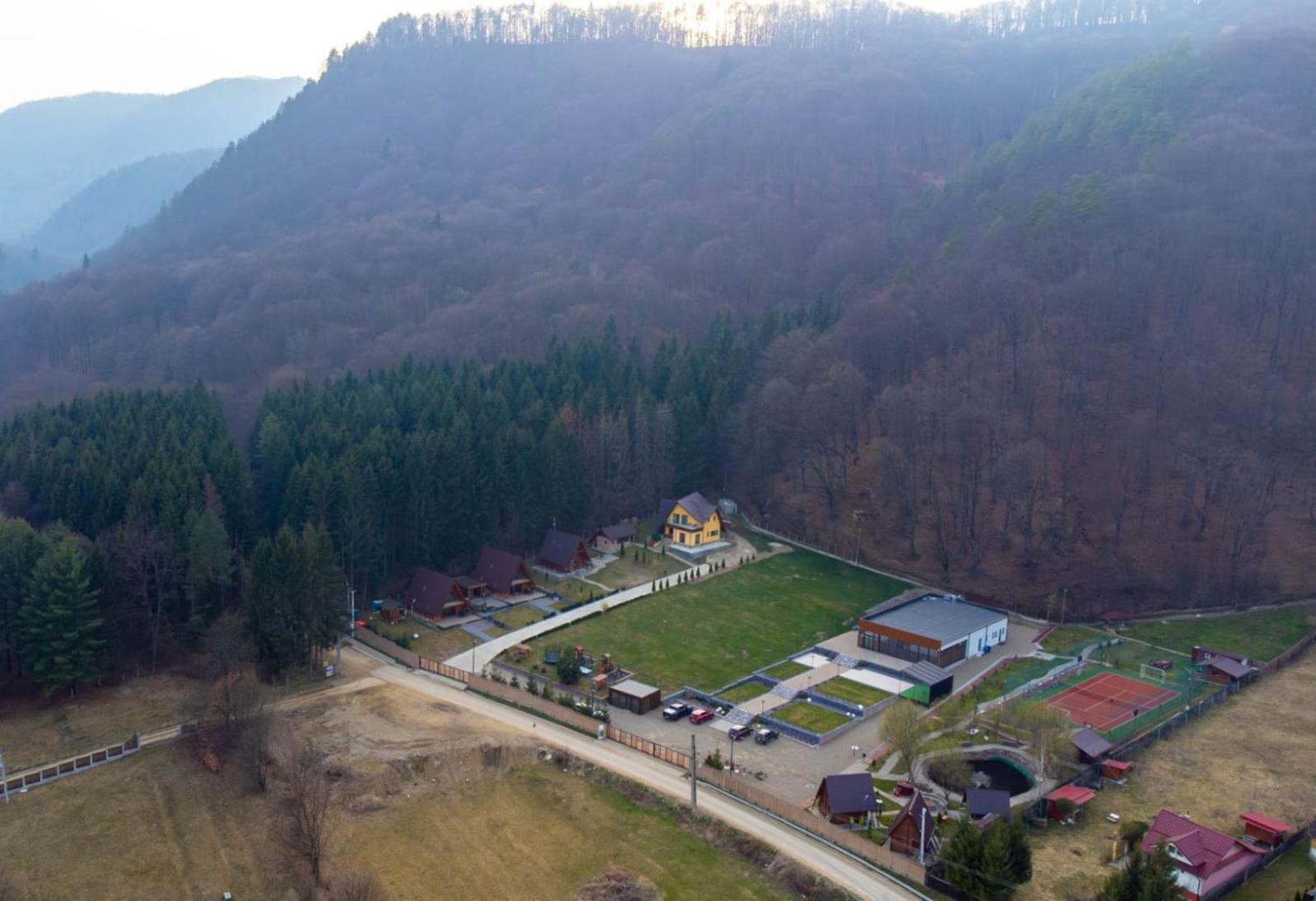 Green Property Dofteana 外观 照片